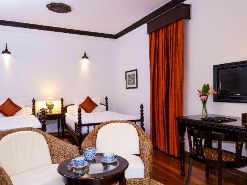 Angkor Village Resort & Spa Сиемрип Экстерьер фото