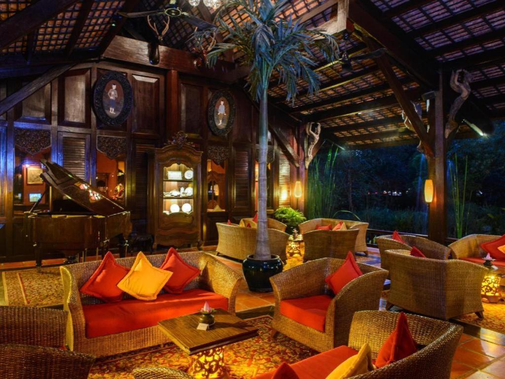 Angkor Village Resort & Spa Сиемрип Экстерьер фото